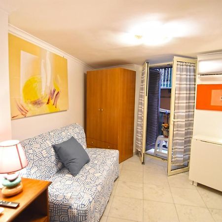 Lilliput Apartment เนเปิลส์ ภายนอก รูปภาพ