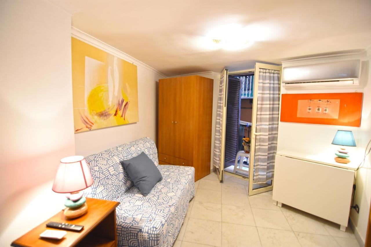 Lilliput Apartment เนเปิลส์ ภายนอก รูปภาพ